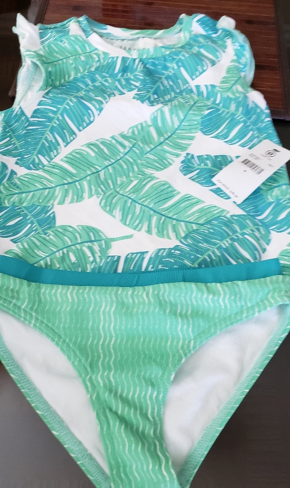 Girls swimsuit